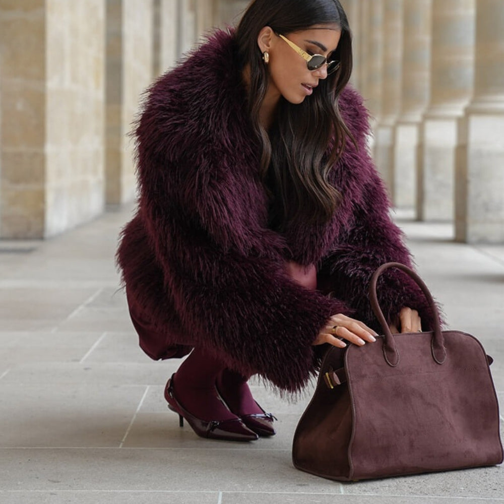 Alessia Shopper